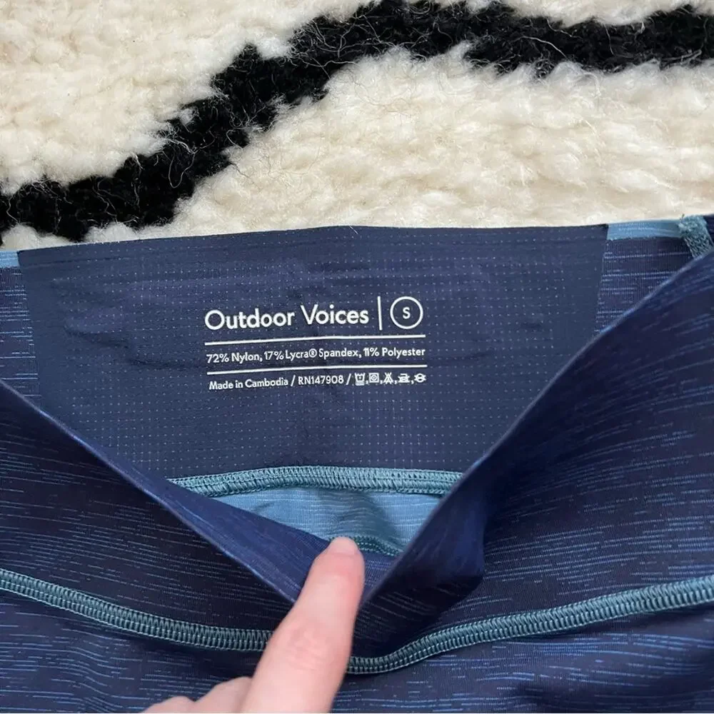 Outdoor Voices TechSweat Blue Colorblock High Rise Cropped Leggings